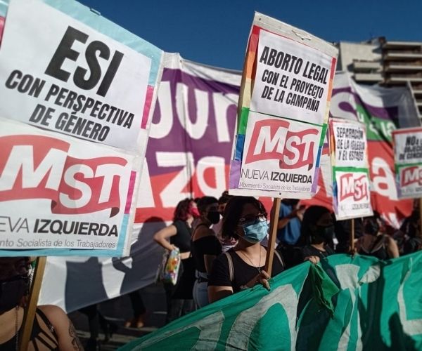 Pañuelazo: “Defendemos el proyecto que construimos durante años, sin trampas ni objeción de conciencia” 1 Destacadas de la web 40 1