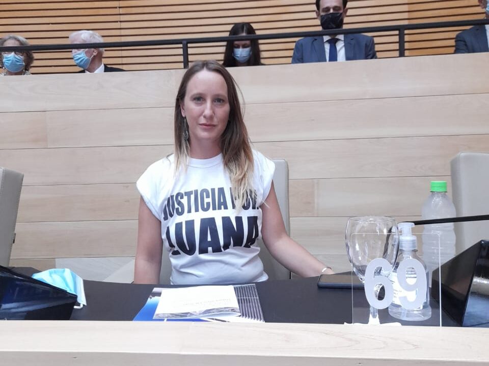 Apertura de sesiones 2022: Luciana Echevarría: “Fue un discurso electoral, alejado de las necesidades reales” 1 WhatsApp Image 2022 02 01 at 09.54.13 edited